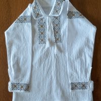Cămașă brodată